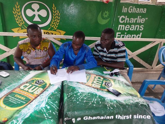 Gabriel Odoi Laryea signs with manager