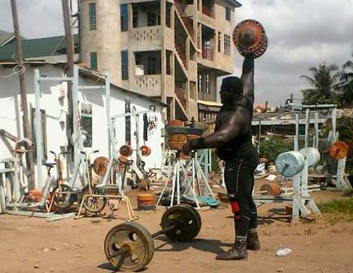 Mustapha Mayweather in training