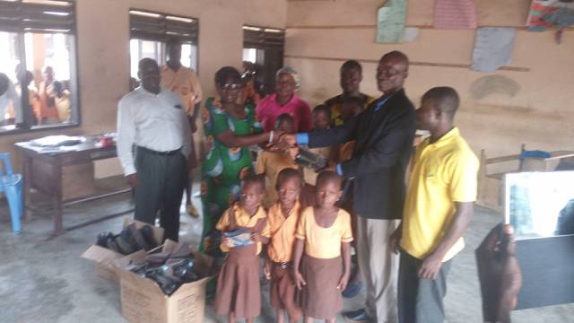 National Youth Authority distribute footwears to Ada school children2