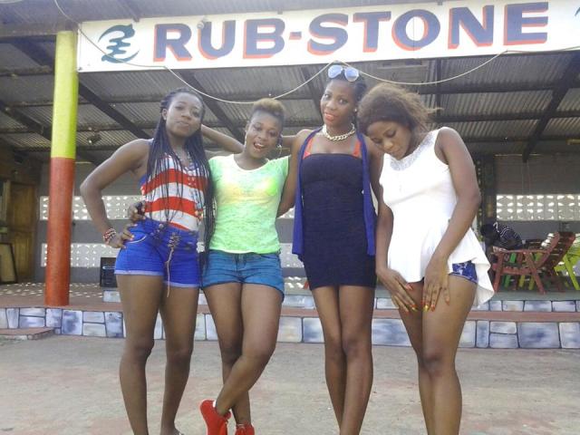 Rubstone1