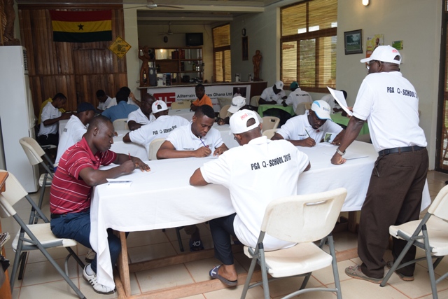 Golfers answering questions at the Exams Hall