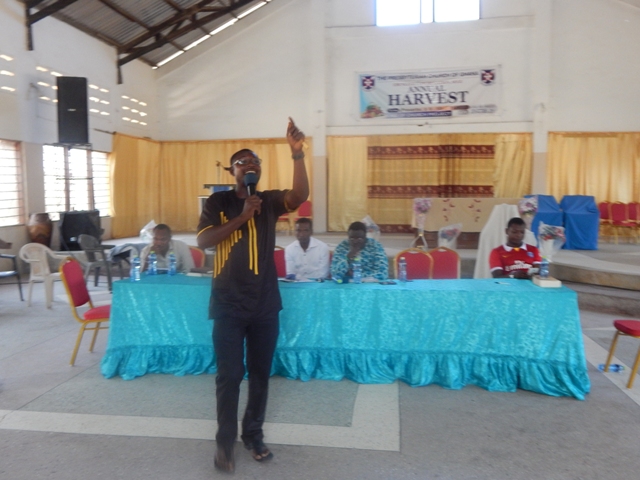 Pastor Philip Agu delivering keynote address at the maiden Sege Youth Development Fund meeting