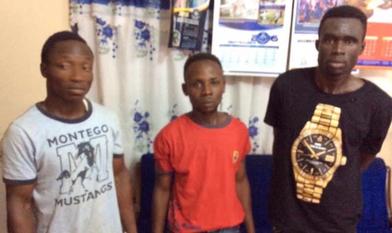 filling-station-robbers