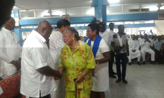 akufo-addo-goes-to-church2