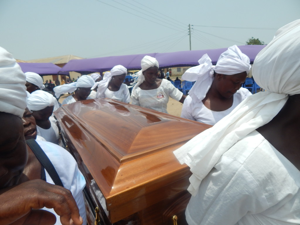 Oforinye laid