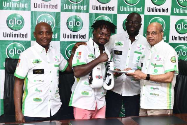 Bastie signs for Glo2