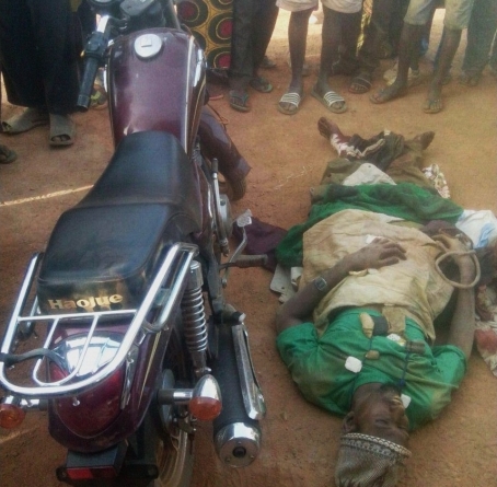 Armed robber dies in shootout with police