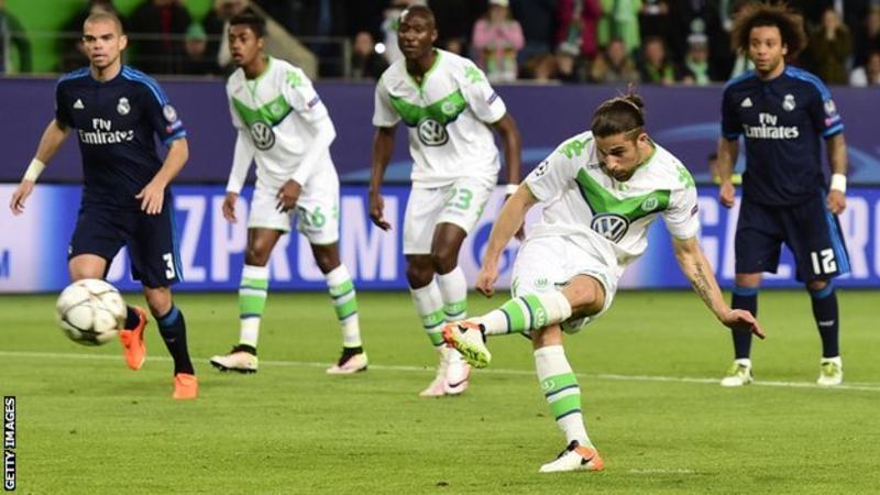 Wolfsburg stunned an out-of-sorts Real Madrid by comfortably beating the Spanish team in the first leg of their Champions League quarter-final tie.