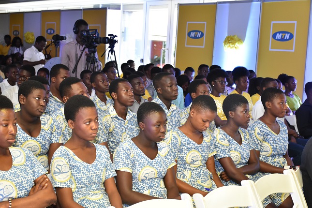 MTN empower students to climax 21 Days of Y’ello Care